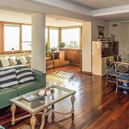 شقة Laura's Penthouse روما